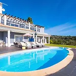 Villa Cabanita *